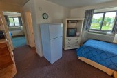 upstairs-1-bdrm-suite