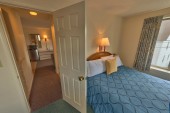 Upstairs 1 Bdrm Suite